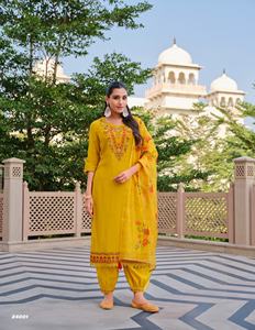 Vêtements occasionnels Milan en soie avec pantalon Kurti travaillé à la main et Dupatta Fabricant de l'Inde au taux le plus bas - Product Image 6