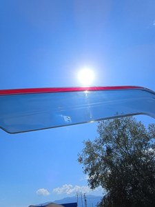 2x Déflecteurs de vitres latéraux noirs pour Iveco Stralis Protection contre le vent, la pluie et le soleil - Product Image 2