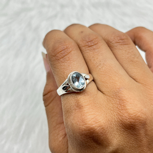 Bague en argent bohème faite à la main avec aigue-marine naturelle pierre ovale diamant bague de mariage pour elle - Product Image 1