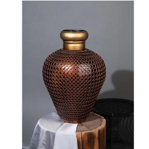 Florero de Aluminio Ligero, Duradero y Reutilizable, Jarrones Metálicos para Plantas de Interior, Jardín Exterior y Decoración de Eventos - Product Image 1