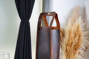 Porte-vin en cuir étui à vin personnalisé avec fermeture à pression manchon personnalisé fait à la main caddie personnalisé LEB-0033 - Product Image 3