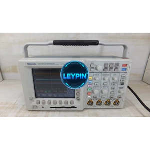 Oscilloscope numérique à phosphore Tektronix TDS3014B d'occasion, 4 canaux, 100 MHz, 1,25 GS/s, résolution 12 bits, unité unique disponible - Product Image 1