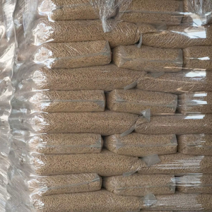 ENplus A1 Premium 6mm granulés de bois résidentiels Briquette de copeaux emballés dans des sacs - Product Image 1