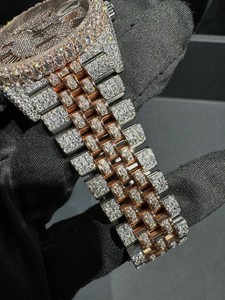 Relojes de Lujo Hechos a Mano con Cuarzo Moissanite, Esfera de Cristal Analógica Automática, Estilo Hip Hop, Correa de Acero Inoxidable de 41 mm - Product Image 4