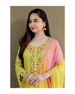 Attractive Heavy Rayon Printed <b>Kurti</b> With Pant and Dupatta Set for Women , Festive Wear, <b>Indian</b> Wedding Dresses - Product Image 2