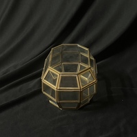 Boîte de rangement pour bijoux et cosmétiques en laiton et verre, fabrication artisanale, luxe moderne, pour femmes