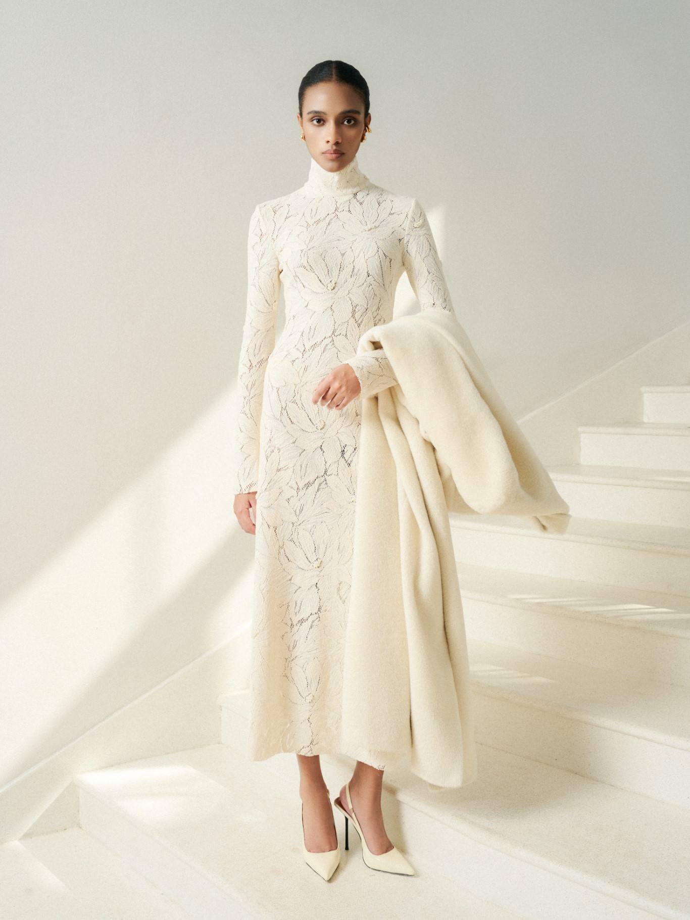 สีขาวมุก