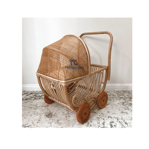 Venta al por mayor precio barato Cochecitos de bebé hecho a mano niños muñeca cochecitos de juguete bebé ratán carro chico juguetes cochecitos para muñecas - Product Image 1