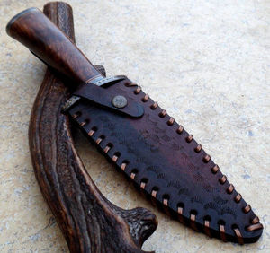 Couteau de chasse Bowie en acier inoxydable personnalisable avec lame dentelée, fourreau en cuir et bois fait main, garantie de 3 ans, support OEM - Product Image 6