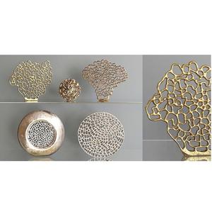 Décoration de table artisanale en métal aluminium de Noël au design moderne avec finition de haute qualité - Product Image 6