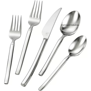 Ensemble de couverts en métal de style occidental avec poignée carrée fini argent pour la vaisselle de table de mariage - Product Image 1