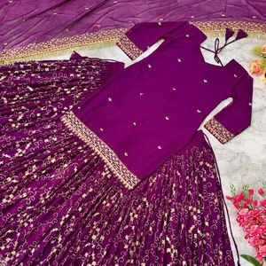 TOP DE SOIRÉE ET LAHENGHA AVEC BRODERIE - Product Image 1