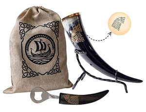 Corne à bière artisanale authentique avec support, gravure inspirée de la maison Stark, avec bordure en laiton, ouvre-bouteille de loup inclus - Product Image 3