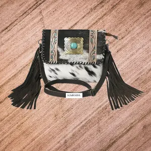 Trending Handgemaakte Crossbody Tas Met Metalen Patch En Turquoise Stenen Ontwerp Op Flap Volnerf Gekrompen Lederen Achterkant