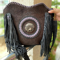 Nouveau Style occidental cheveux sur cacher fourrure daim cuir frange sac haute qualité Boho femmes fourrure cuir Unique moyen Concho frange sacs