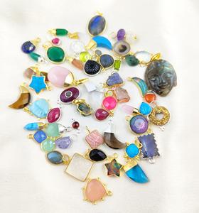 Pendentif en pierres précieuses semi-précieuses naturelles en argent sterling 925 et laiton plaqué or Pendentif en gros Lot pendentif à breloque fait main - Product Image 2