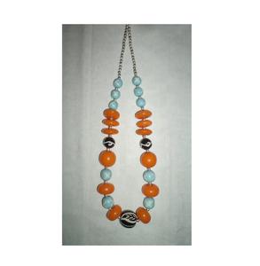 Collar Clásico Hecho a Mano con Cuentas de Resina para Mujer, Moderno, para Bodas y Fiestas, Regalo de la India con Cierre de Rosca - Product Image 5