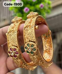 Bracelets en laiton de style Rajwadi authentiques Finition traditionnelle en alliage de zinc Pierres colorées Travail de perles pour les collections de mode nuptiale - Product Image 3