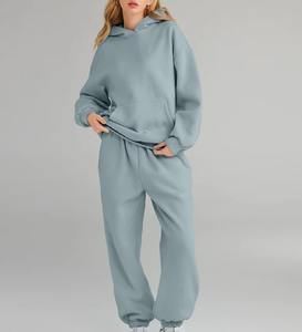 Conjuntos de chándal impresos transpirables de ajuste regular personalizados para hombre OEM al por mayor para entrenamiento deportivo trotar correr - Product Image 6