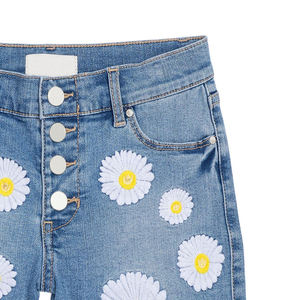 Pantalones cortos de mezclilla con logotipo bordado Premium para hombre Estilo callejero transpirable con diseño de bolsillo de MOQ bajo - Product Image 3