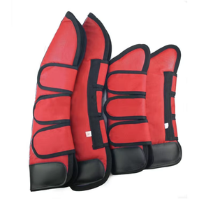 Bottes de voyage réfléchissantes pour chevaux pour une visibilité et une sécurité accrues pendant les voyages dans des conditions de faible luminosité Culottes - Product Image 2