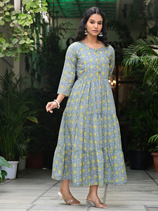 Robe Anarkali en coton à imprimé floral gris pour femmes |   Robe longue ethnique pour les fêtes et les occasions festives - Product Image 4