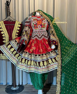 À la mode 2024 hiver grande taille Afghani Kuchi robes velours et soie de qualité supérieure - Product Image 1