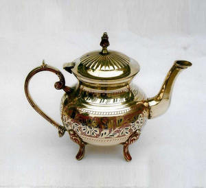 Top Quality Brass Tea <b>Pot</b> for Serving Tea and Coffee New Embossed Design Brass Kettle Available at Cheap Price . - Product Image 5