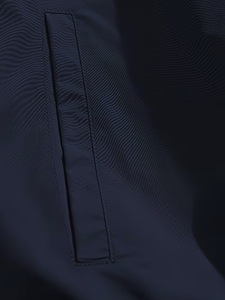Chaqueta Deportiva Unisex Gris, Impermeable, con Cierre de Cremallera, Diseño Color Block, Corte Holgado, Capucha, Largo Regular, Material de Lona - Product Image 3