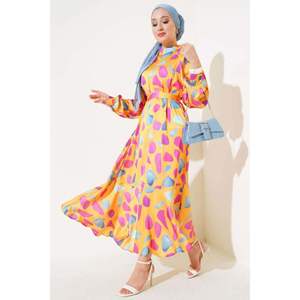 Vestido de satén con cinturón de patrón mixto amarillo - Product Image 4