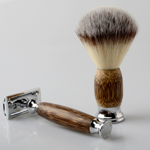 Brocha de afeitar de acero inoxidable respetuosa con el medio ambiente y soporte para afeitadora con logotipo personalizado, ligera y duradera - Product Image 4