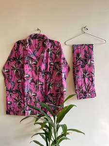 Hermoso Pijama de algodón rosa para mujer, traje de noche con cuello en V y estampado de mono, estilo Sexy suave y transpirable - Product Image 3