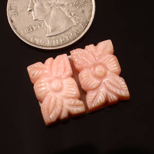 Belle paire de pierres précieuses coupées par coussin d'opale rose fait à la main Art moghol sculpture bijoux en vrac de forme fantaisie naturelle pour les utilisations - Product Image 3