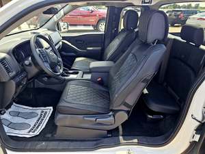 นิสสัน ฟรอนเทียร์ เอส คิงแค็บ ขับเคลื่อนล้อหลัง เบนซิน เกียร์อัตโนมัติ เบาะหนัง ไฟ LED รุ่นซุปเปอร์คลีน ปี 2024 - Product Image 6