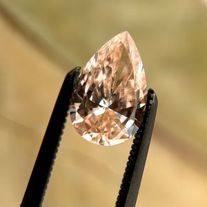 Diamant cultivé en laboratoire de poire rose 0.52ct pour bague de fiançailles ou fabrication de bijoux bijoux en diamant - Product Image 3