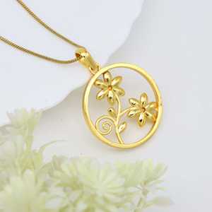 New Delicate Brass Pendant Dainty Floral Necklace Women Jewelry 18k Gold Plated Botanical Circle Charm For Wholesale/OEM/ODM - Product Image 3