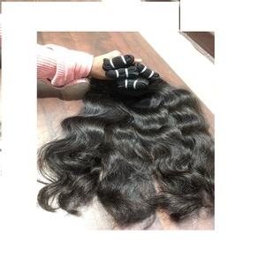 100% Raw Unprocessed Indian Temple Calidad Premium 10 ''a 30" Paquetes de ondas naturales Extensiones de cabello de un solo donante Proveedor indio - Product Image 1