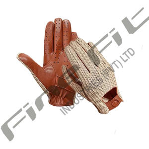 Lightweight Breathable Horseback Riding <b>Gloves</b> With <b>Touchscreen</b> Capability And Anti Slip Grip For Professional Equestrians - Product Image 5