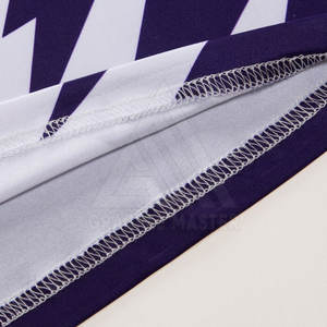 เสื้อออกกำลังกายแขนยาวสำหรับผู้ชายเสื้อแรชการ์ดแบบสีพื้นพิมพ์ลายโลโก้แบบออกแบบได้ตามที่ต้องการ - Product Image 5