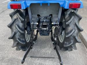 Envío Gratis SIAL TF-173 Tractor Compacto 4x4 de 17 HP, Diésel de 1.0L y 3 Cilindros, 6 Velocidades, Toma de Fuerza 540, Bloqueo de Diferencial y Enganche de 3 Puntos - Product Image 5