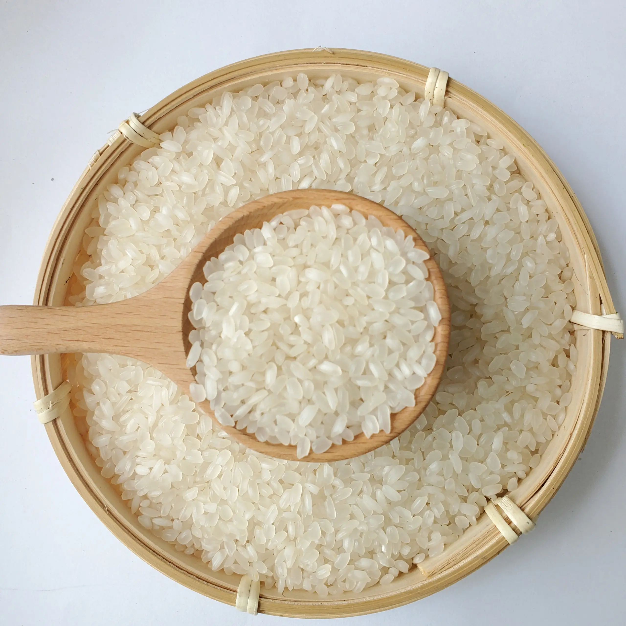 Sıcak satış orta tahıl CALROSE pirinç 5% kırık vietnam'da yetiştirilen-WHATSAPP + 84 358211696 MS. IRIS