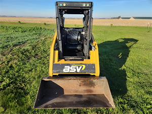 Minicargador ASV 2020, RT25, aprobado por la EPA, minicargador con motor potente, fácil de operar - Product Image 2