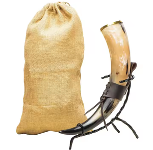 Dernière corne à boire avec support corne à boire à la mode corne naturelle de haute vente 2023 vente en gros Tankard usine directe tasse à vin - Product Image 1