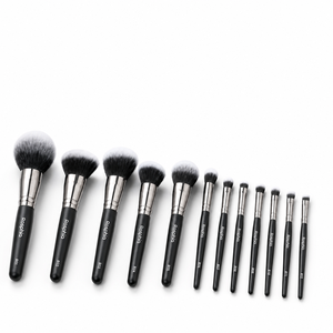 Ensemble de 12 pinceaux de maquillage vegan, poils synthétiques, kit de pinceaux pour le visage et les yeux, manche en bois, pinceaux cosmétiques - Product Image 1
