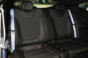 Hyundai Veloster 2022, Caja de Cambios Automática, Poco Kilometraje, Volante a la Izquierda, Neumáticos R20, Estado Ligeramente Usado - Product Image 5