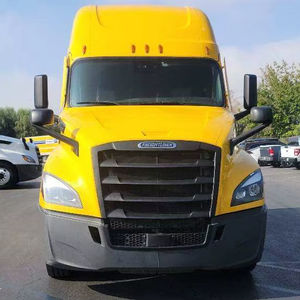 Mejores Ofertas: Camión Semirremolque Cascadia 126 USADO 2022 con Cabina Dormitorio Integral de 72 Pulgadas, 455 HP, Transmisión Automática de 12 Velocidades, Envío a Todo el Mundo - Product Image 1