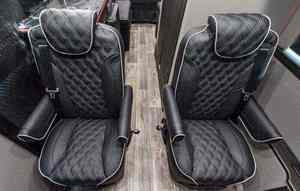 รถตู้บรรทุกสินค้า Mercedes-Benz Sprinter 3500XD มือสอง ราคาพิเศษ - Product Image 6