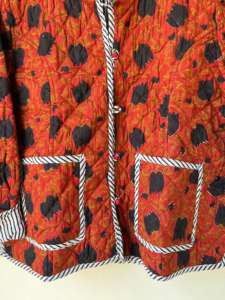 Veste matelassée en coton indien faite à la main avec des poches, veste d'hiver florale, veste kimono en coton imprimé à la main, cadeau pour elle - Product Image 6