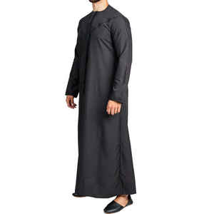 Noir teint O cou hommes Thobes Polyester vêtements islamiques musulman arabe hommes Thobes personnalisé brillant Polyester gland vers le haut élégant Thobe - Product Image 2