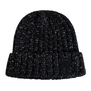 Gorros de Punto Jacquard Bordados Unisex de Invierno con Logotipo Personalizado, 100% Acrílico, Modernos, Cómodos, Duraderos, Color Personalizado - Product Image 6